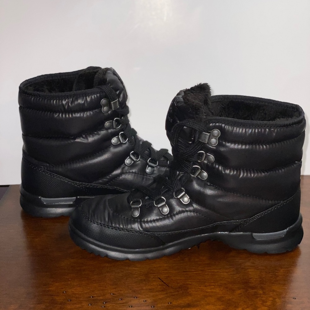 NEW THE NORTH FACE WINTER THERMOBALL BLACK BOOT